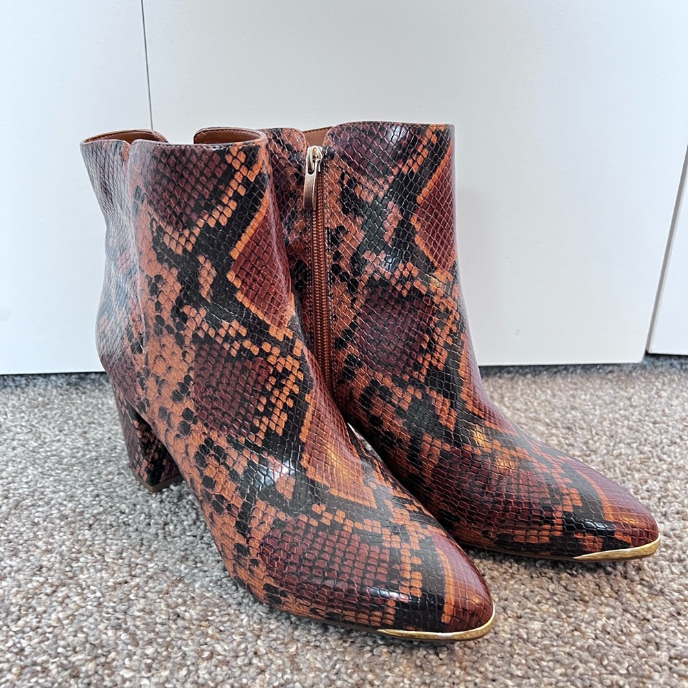 New Franco Sarto brown snake skin bootie